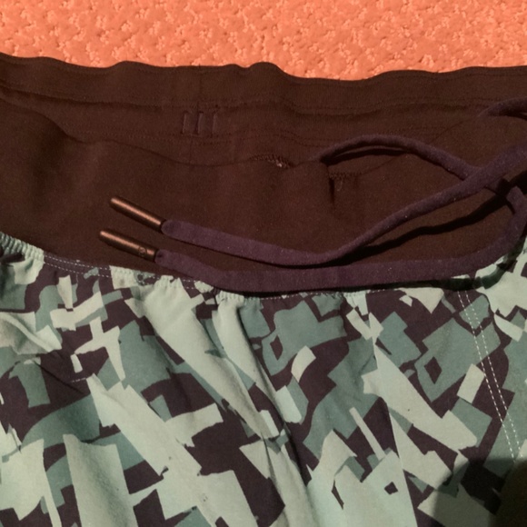 Lululemon Shorts - Picture 4 of 4